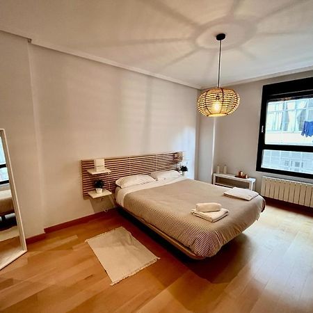 Apartamento Piso en el corazón de Burgos con garaje incluido Exterior foto