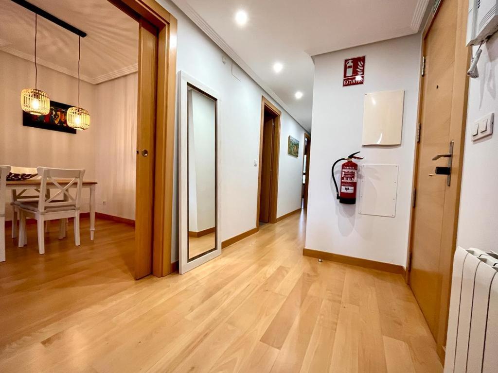 Apartamento Piso en el corazón de Burgos con garaje incluido Exterior foto