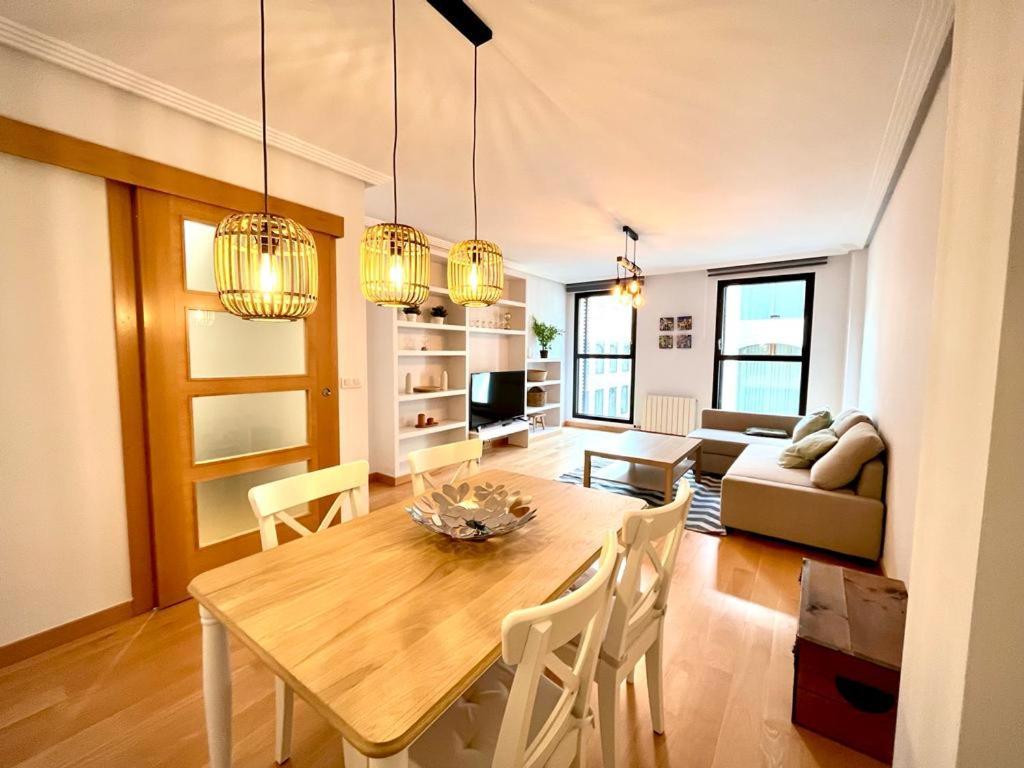 Apartamento Piso en el corazón de Burgos con garaje incluido Exterior foto