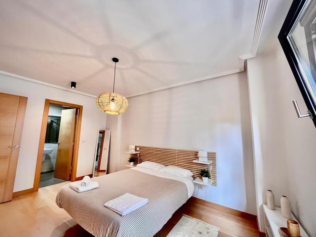 Apartamento Piso en el corazón de Burgos con garaje incluido Exterior foto