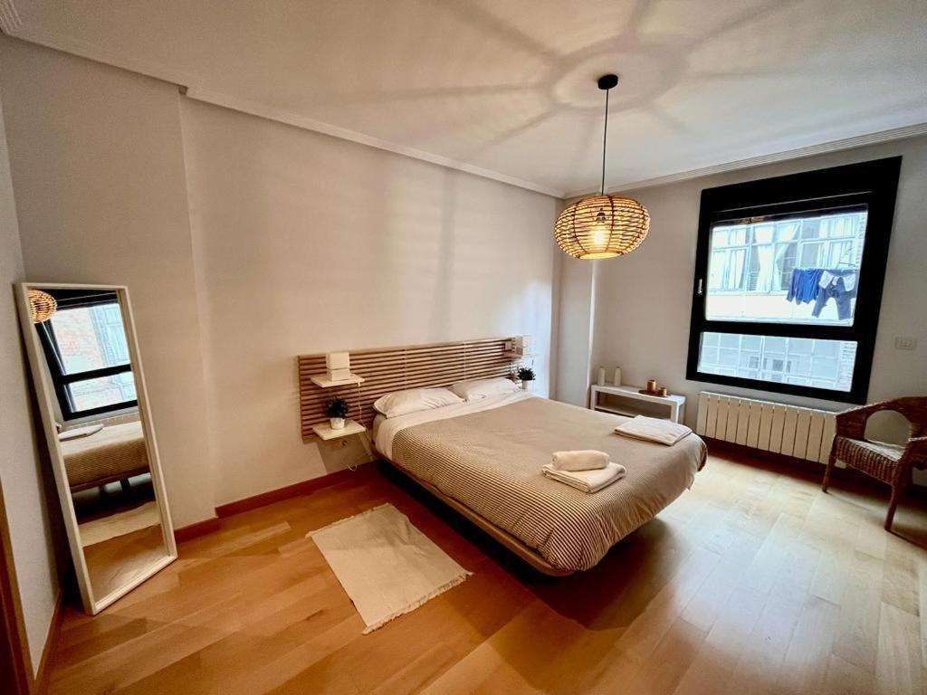 Apartamento Piso en el corazón de Burgos con garaje incluido Exterior foto